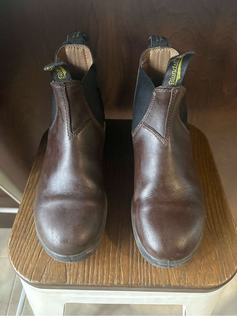 Blundstone Women’s Chukka Boots - Dark Brown with Black Gusset